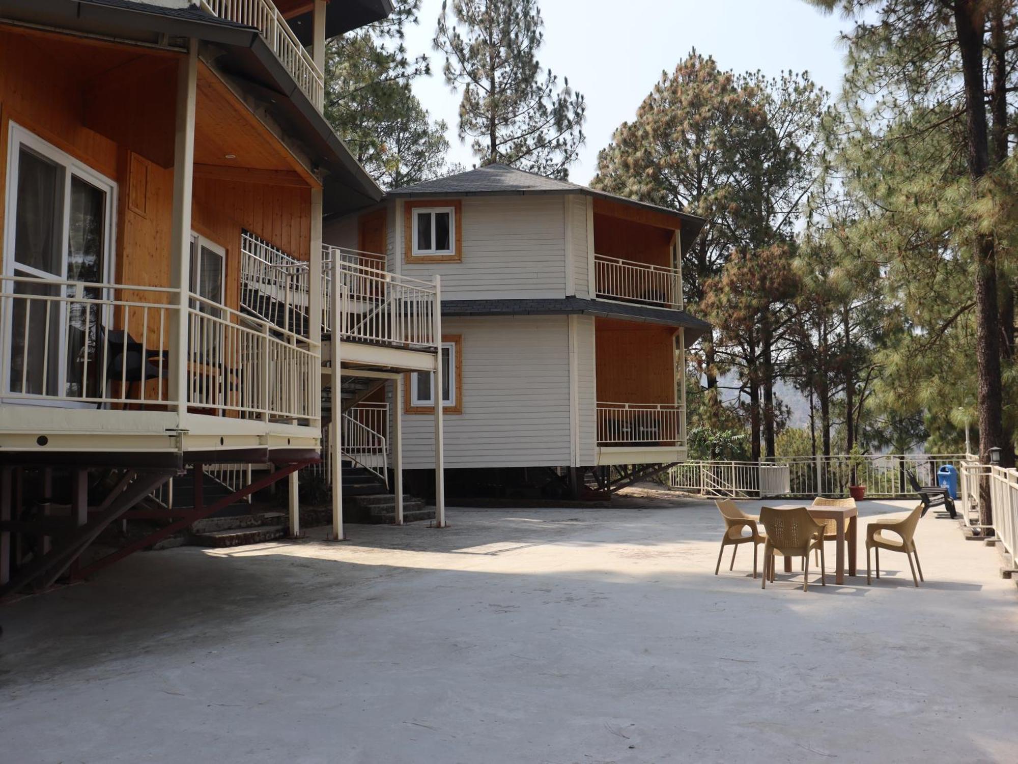 The Woods Retreat Hotel Lansdowne Exterior foto